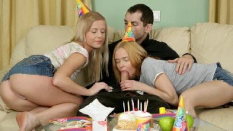Feliz aniversário querida