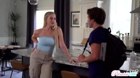 فيلم Xxx مع أخت قرنية وأخ غير شقيق قرنية