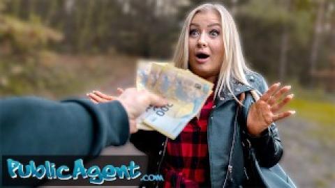 Public Agent - Eine wilde Blondine bekam Geld für Sex