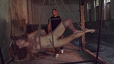 Durva BDSM erotika Kathia Nobili és Antónióm