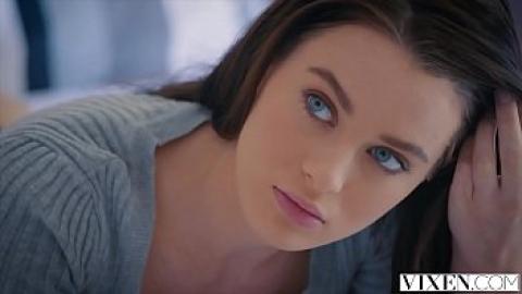 Je suis tombé amoureux de cette belle femme Lana Rhoades