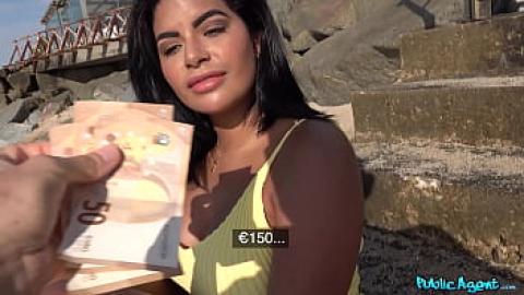 Tez pul - 150 evro slut Sheila Ortega bizning jamoat plyajidan